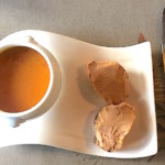 Soupe à la courge et toasts au foie gras