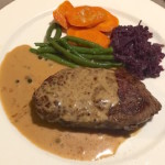 Entrecôte de boeuf, sauce au poivre noir