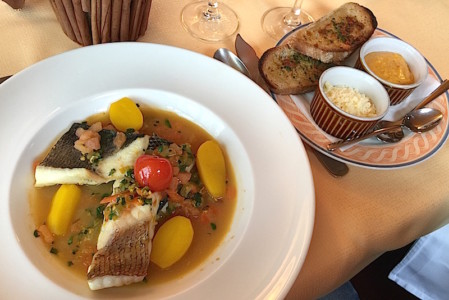 Soupe de poissons comme une bouillabaisse