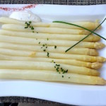 Asperges blanches du Valais, sauce mousseline