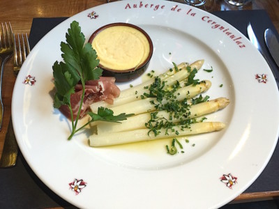 Asperges à l'ail des ours