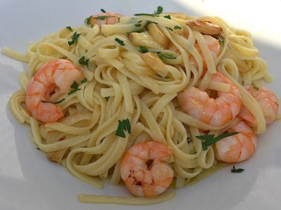 Tagliatelles aux gambas et à l'ail